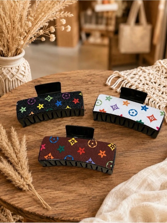 Accessories - Design-Inspired Claw Clip (Cara’s Choice)